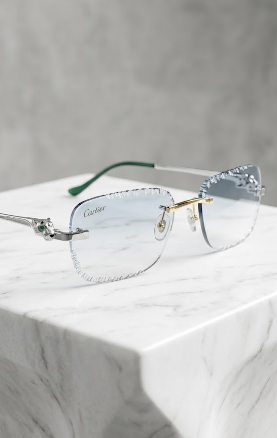 Cartier rimless sur marbre